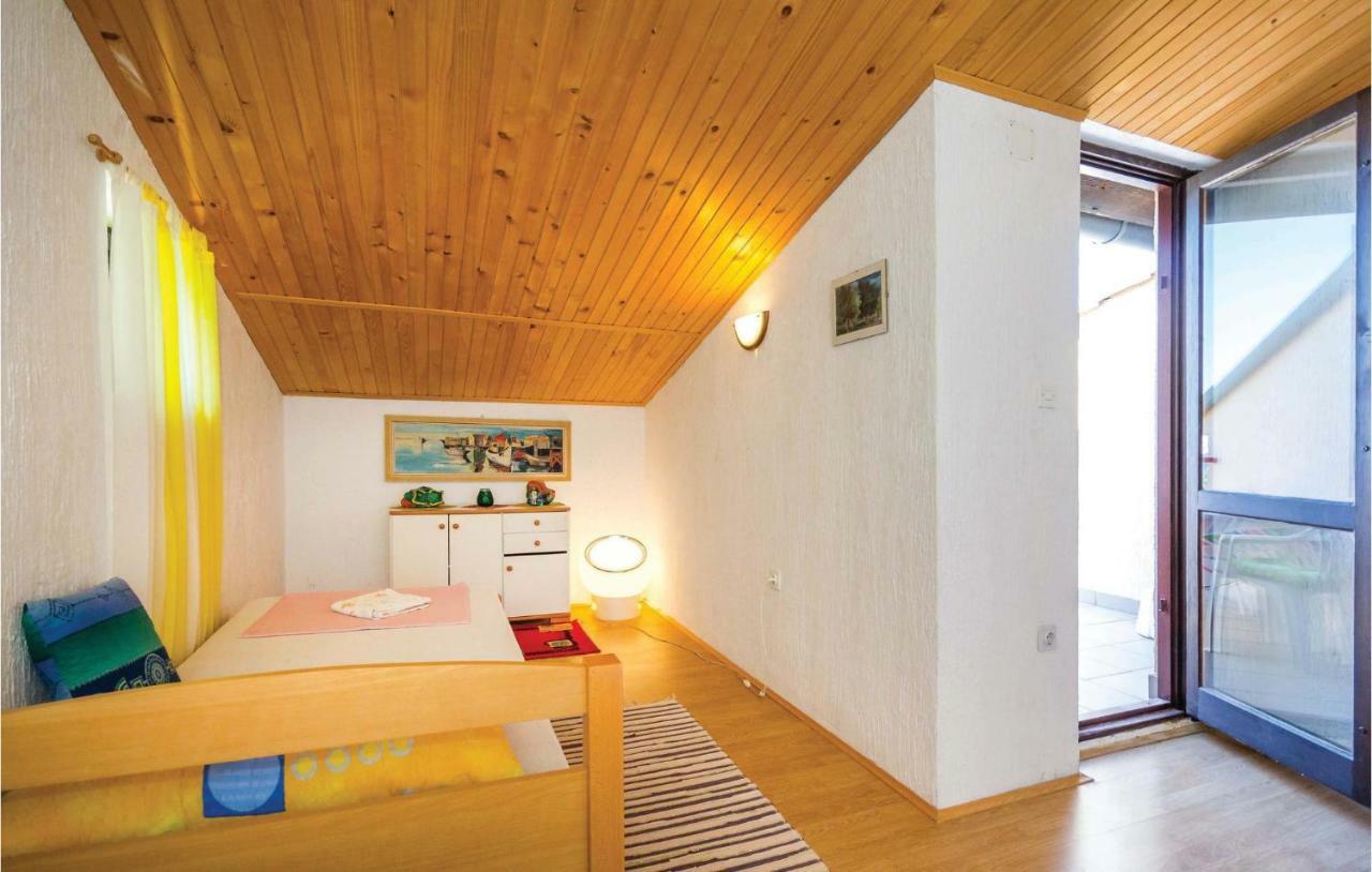 Two-Bedroom Apartment In Sv.Juraj Sveti Juraj Exterior photo